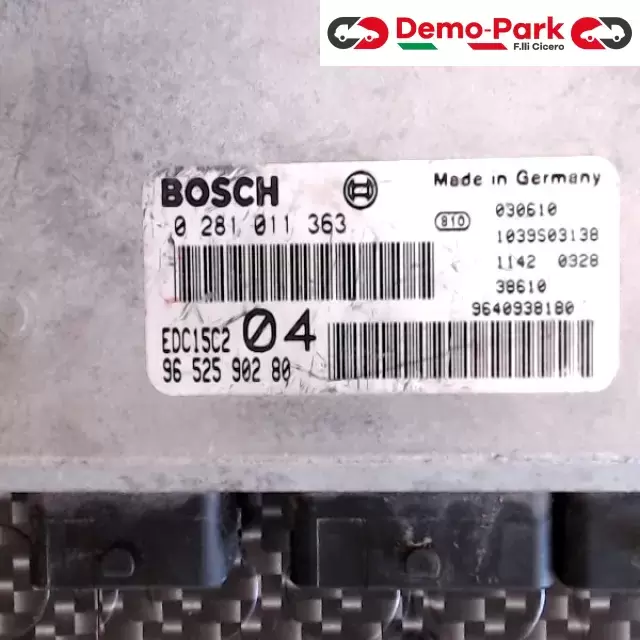 CENTRALINA MOTORE Peugeot 807 - 2.2 HDI BOSCH 0 281 011 363    EDC15C2   96 525 902 80 1
