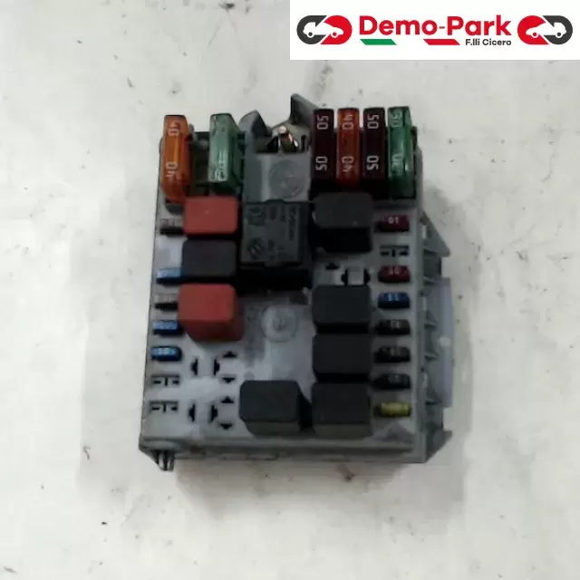 SCATOLA FUSIBILI Alfa Romeo 147  0
