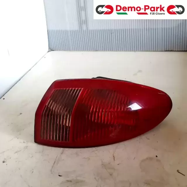 STOP DX Alfa Romeo 147  0