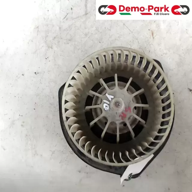 VENTOLA ABITACOLO Lancia Y10  1