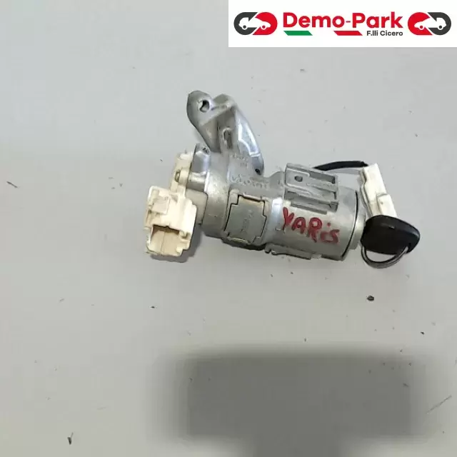 BLOCCASTERZO  Toyota YARIS  1
