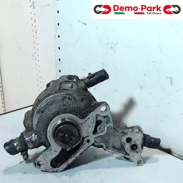 POMPA DEPRESSORE FRENO VOLKSWAGEN-AUDI Volkswagen GOLF 4 - 1.9 TDI 29 DRM 20004 0
