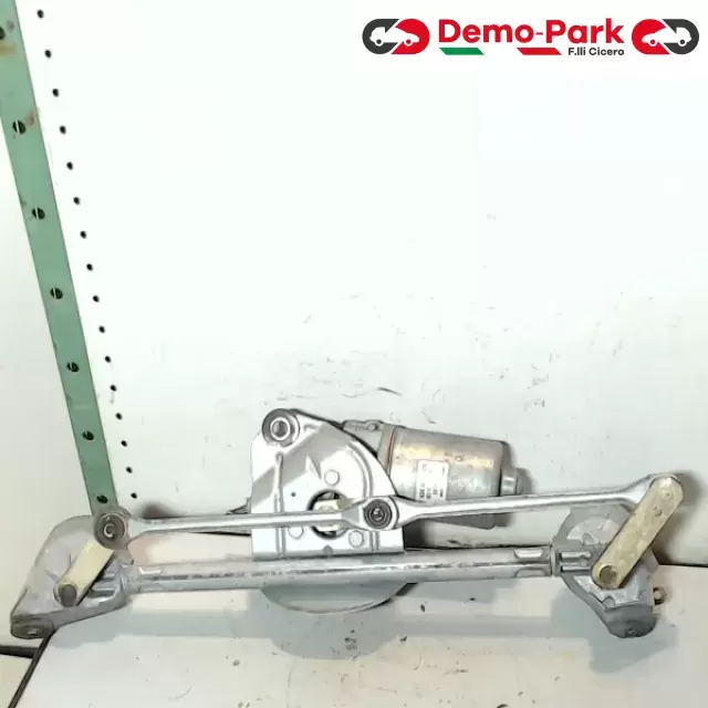 MOTORINO TERGICRISTALLO  Toyota YARIS II SERIE  1