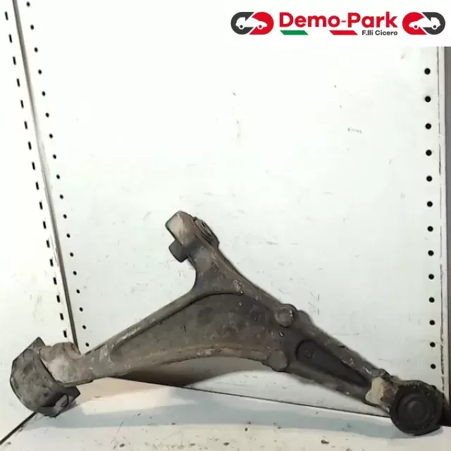 BRACCIO OSCILLANTE SX Peugeot 106  1