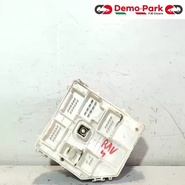 BODY COMPUTER  Toyota RAV 4 - 2.0 D4D II 2265 1