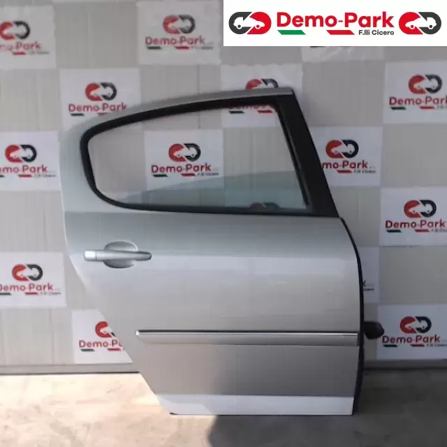 PORTIERA POST DX Peugeot 407  0