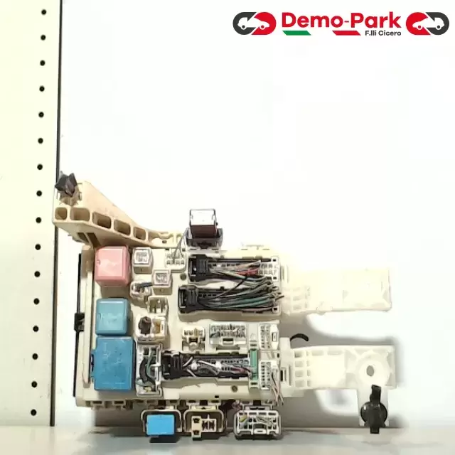 BODY COMPUTER Toyota YARIS II 82730-52700 1