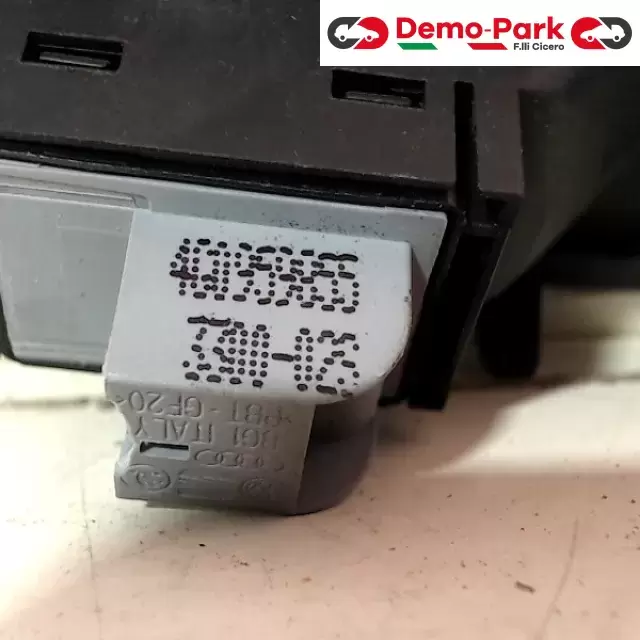 PULSANTE ALZAVETRO ANT. DX AUDI A1 Audi A1 8X1 959 522 1