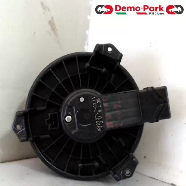 VENTOLA ABITACOLO Suzuki SWIFT AV272700-0311 1