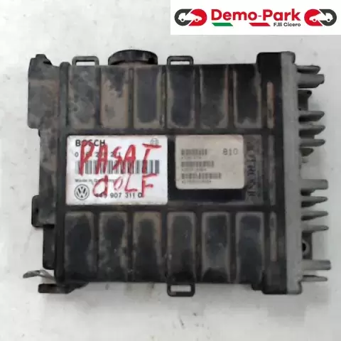 CENTRALINA MOTORE Volkswagen PASSAT - 1.8 BOSCH 0 261 200 271    443.907.311 D 0