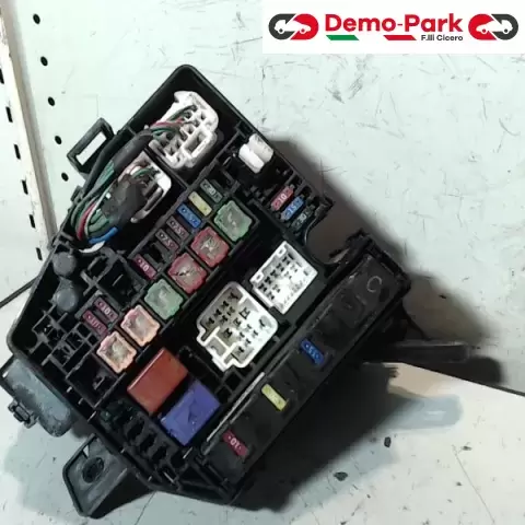 BODY COMPUTER  Toyota YARIS II SERIE 1.0 8264147020 0